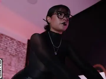 Chaturbate Nude Webcam of lia_owo