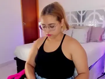 Chaturbate Sex Chat of mikaelastonne