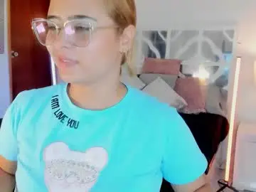 Chaturbate Free Porn Cam of mikaelastonne