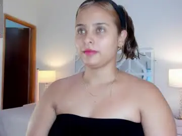 Chaturbate Live Sex Cam of mikaelastonne