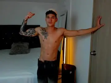 Chaturbate Adult Video Chat of morthy_downey