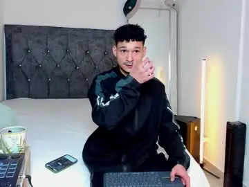 Chaturbate Live Sex of morthy_downey