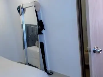 Chaturbate Watch Live Sex Cams of morthy_downey