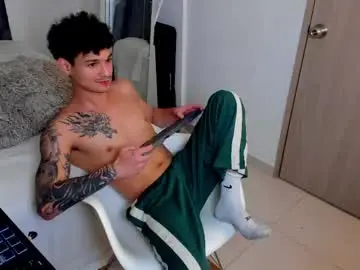 Chaturbate Sex Cam of morthy_downey