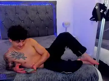 Chaturbate Live Sex of morthy_downey