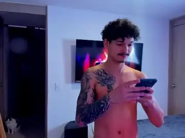Chaturbate Live Sex Cam of morthy_downey