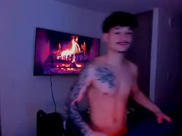 Chaturbate Watch Live Sex Cams of morthy_downey