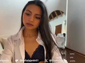 Chaturbate Live Sex Cam of sweet_littleee
