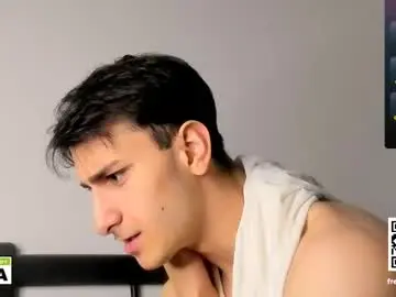 Chaturbate Live Porn of 19_david_19
