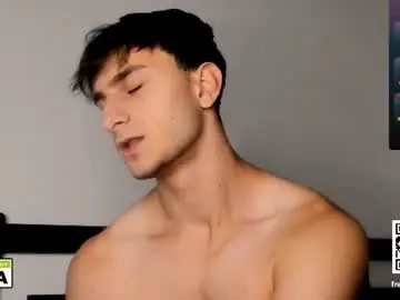 Chaturbate Sex Chat of 19_david_19