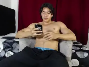 Chaturbate Best live sex cam show of adriel_escalante
