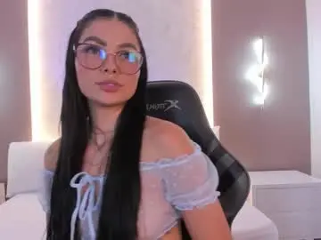 Chaturbate Best live sex cam show of emily_tolson