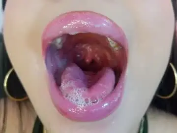 Chaturbate Best live sex cam show of mia_roux1