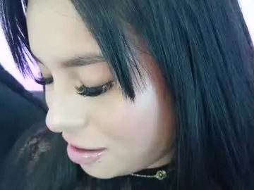 Chaturbate Watch Live Sex Cams of mia_roux1