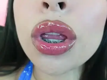 Chaturbate Adult Webcams of mia_roux1