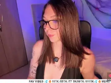 Chaturbate Live Sex Cam of nicolepeachx