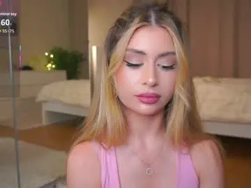 Chaturbate Watch Live Sex Cams of holayoula