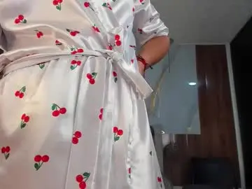 Chaturbate Best live sex cam show of mia_18v