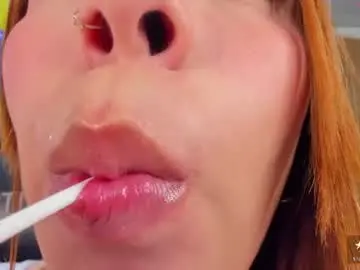 Chaturbate Adult Webcams of mia_18v