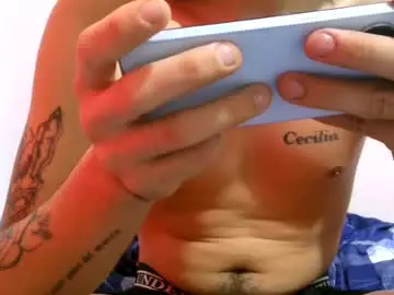 Chaturbate Live Sex of danielhot17