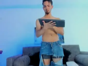 Chaturbate Adult Webcams of harryfosster