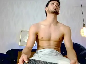 Chaturbate Live Sex Cam of harryfosster