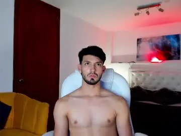 Chaturbate Best live sex cam show of harryfosster