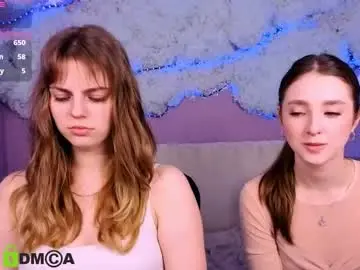 Chaturbate Live Sex Cam of naya_may