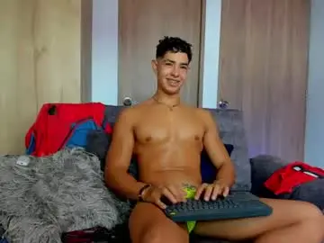 Chaturbate Free Porn Cam of alansex66