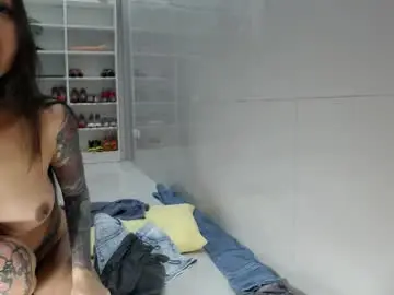 Chaturbate Free Live Porn of asianqueen93