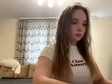 Chaturbate Live Sex Cam of clarasweet_