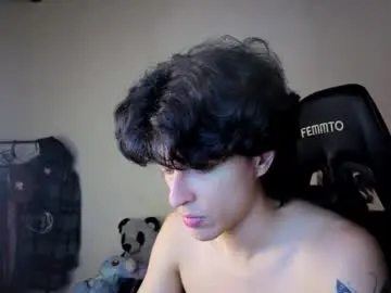 Chaturbate Live Sex Cam of gowther__