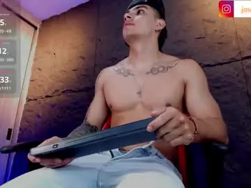 Chaturbate Nude Webcam of joseph__boy