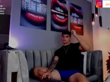 Chaturbate Live Sex Cam of joseph__boy