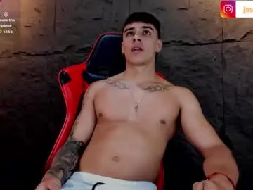 Chaturbate Live Sex of joseph__boy