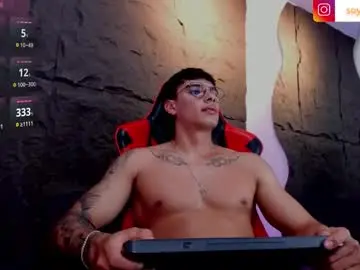 Chaturbate Adult Video Chat of joseph__boy