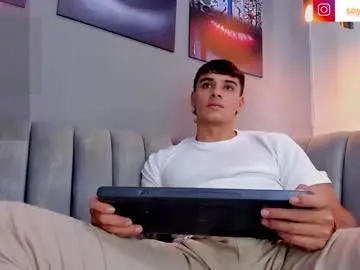 Chaturbate Watch Live Sex Cams of joseph__boy