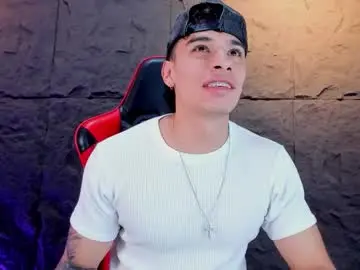 Chaturbate Nude Webcam of joseph__boy