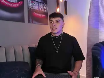 Chaturbate Live Sex Cam of joseph__boy