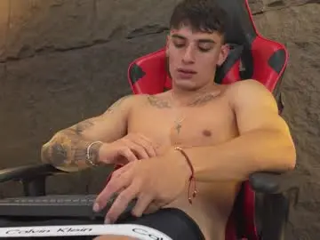 Chaturbate Nude Webcam of joseph__boy