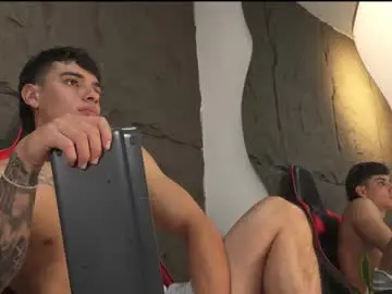 Chaturbate Live Sex Cam of joseph__boy
