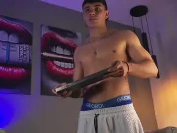 Chaturbate Adult Video Chat of joseph__boy