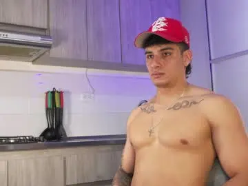 Chaturbate Best live sex cam show of joseph__boy