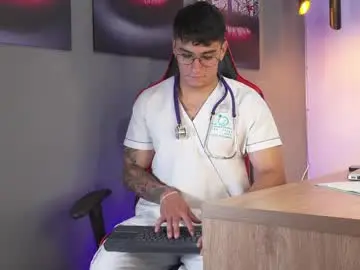 Chaturbate Best live sex cam show of joseph__boy