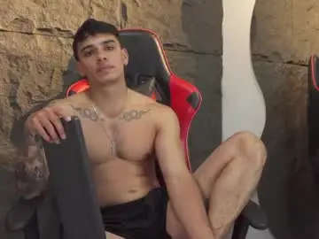 Chaturbate Live Sex Cam of joseph__boy