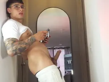 Chaturbate Free Live Porn of joseph__boy