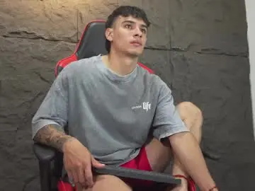 Chaturbate Sex Chat of joseph__boy