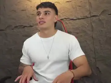Chaturbate Sex Cam of joseph__boy