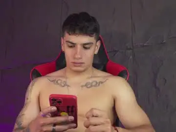 Chaturbate Watch Live Sex Cams of joseph__boy