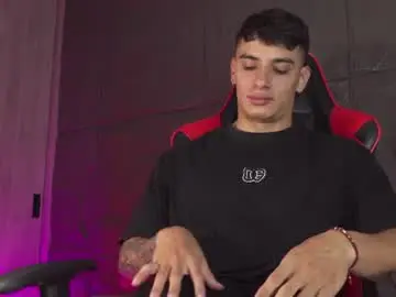 Chaturbate Sex Cam of joseph__boy